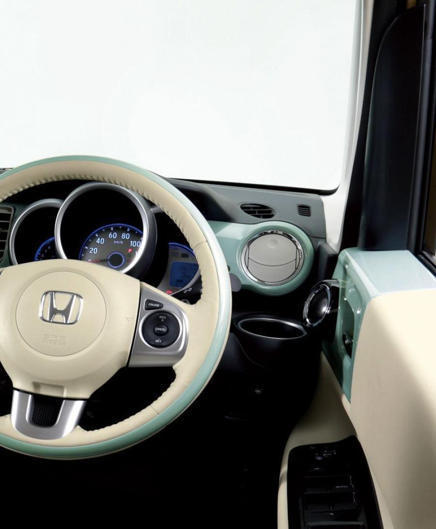  Honda N-BOX Slash 2014 года  (фото 9 из 12)